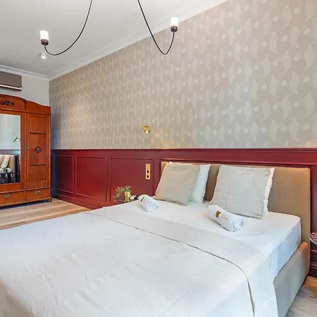 Haffnera Unique דירה