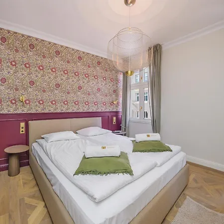 Haffnera Unique * סופוט